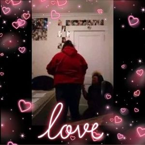 Meet your Posher, Danae